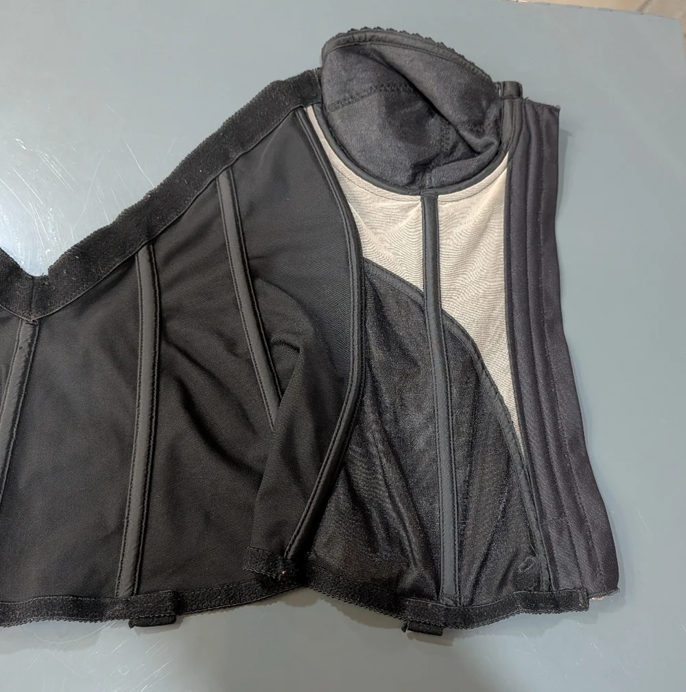 Adonna hook zip